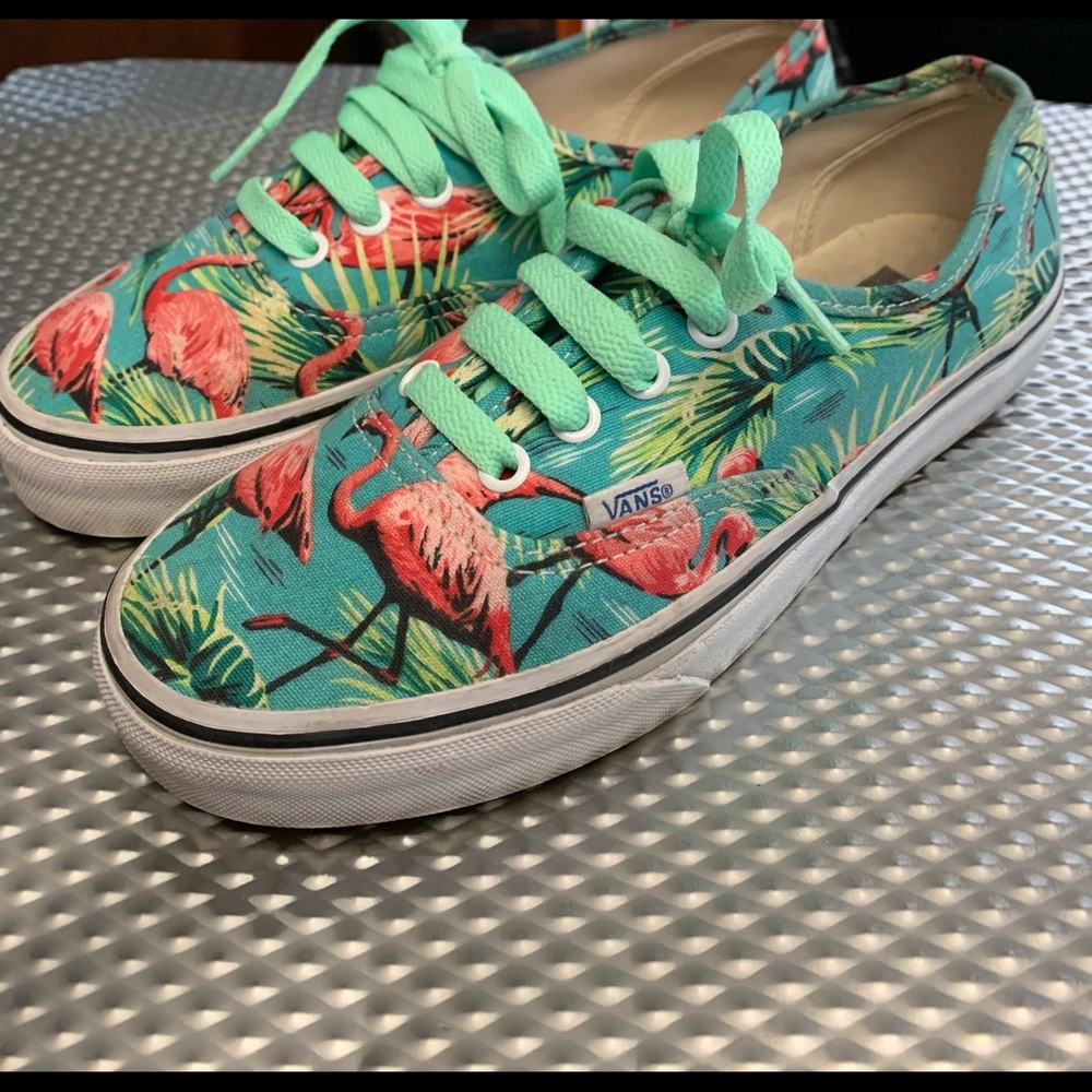 Vans sz Youth 5, Women’s sz 6 old school Flamingo